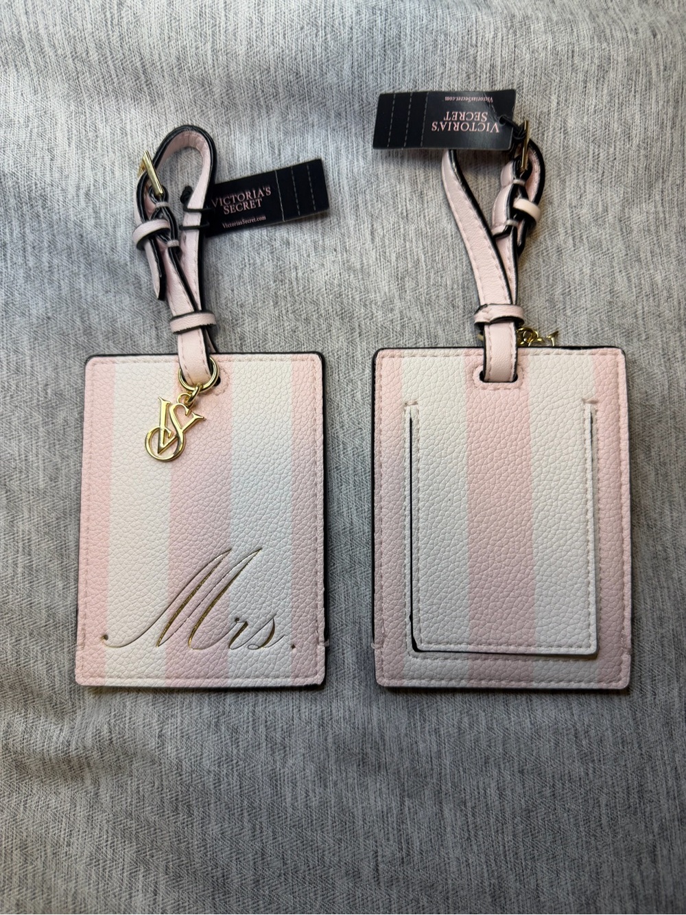 Victoria’s Secret Pink & White Stripe Mrs. Luggage Tag NWT